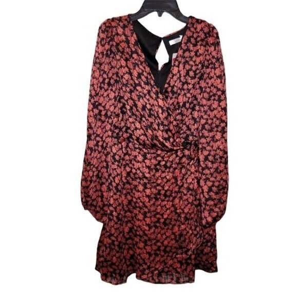 New LUSH Floral Print Long Sleeve V Neck Mini Dress - Picture 1 of 9